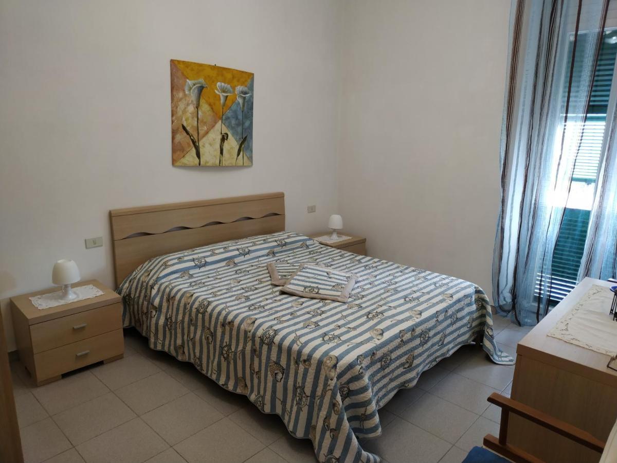 דירות פורטו ונרה Casa Patrizia מראה חיצוני תמונה